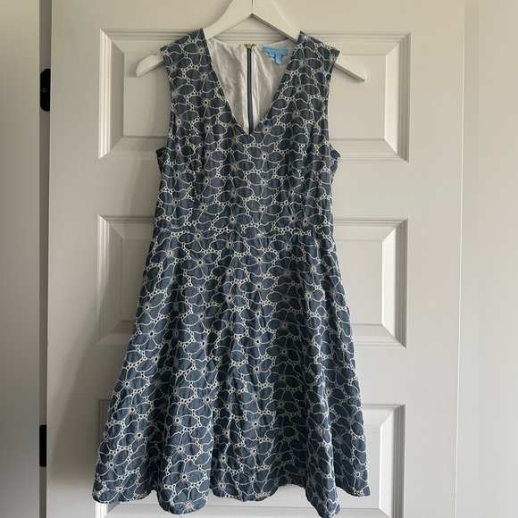 Draper James Embroidered Chambray Sleeveless Love Circle Dress Size 8 - Picture 1 of 9